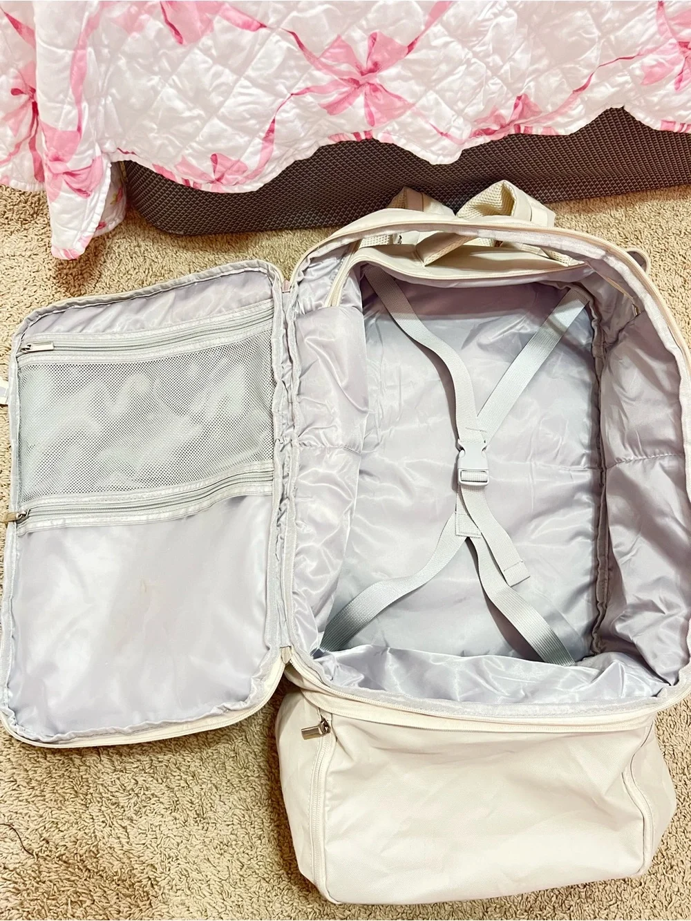 CLucI Beige Waterproof Travel Everyday Backpack with Optional Shoe Compartment